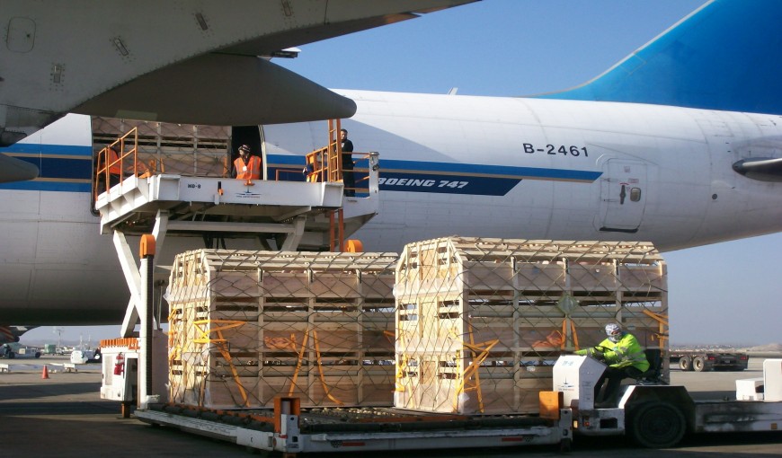 康定到法国空运公司